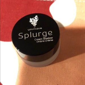 Younique cream shadow